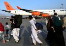 Afghanistan : plusieurs morts lors d’une ruée vers l’aéroport de Kaboul, les Etats-Unis réquisitionnent des vols commerciaux